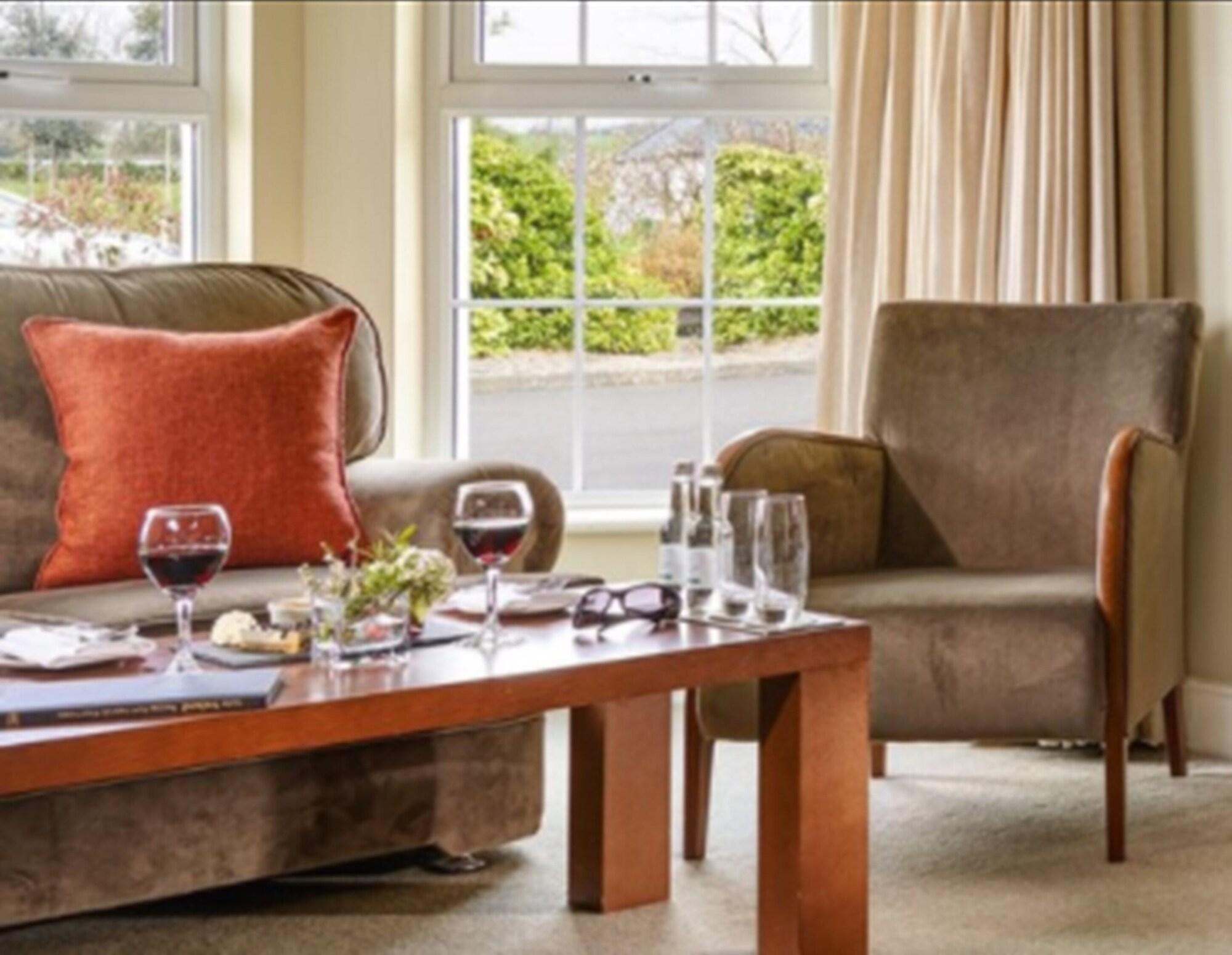 Ballygarry Estate Hotel & Spa 特拉利 外观 照片
