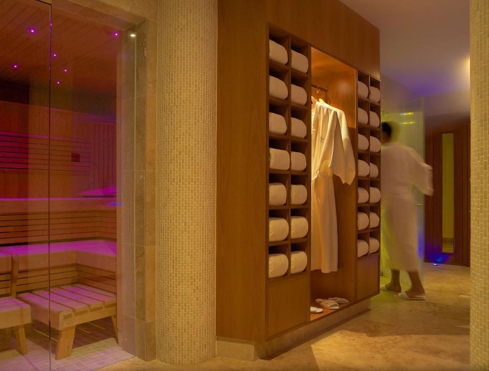 Ballygarry Estate Hotel & Spa 特拉利 外观 照片
