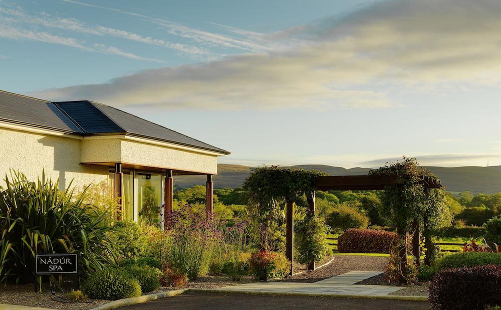 Ballygarry Estate Hotel & Spa 特拉利 外观 照片