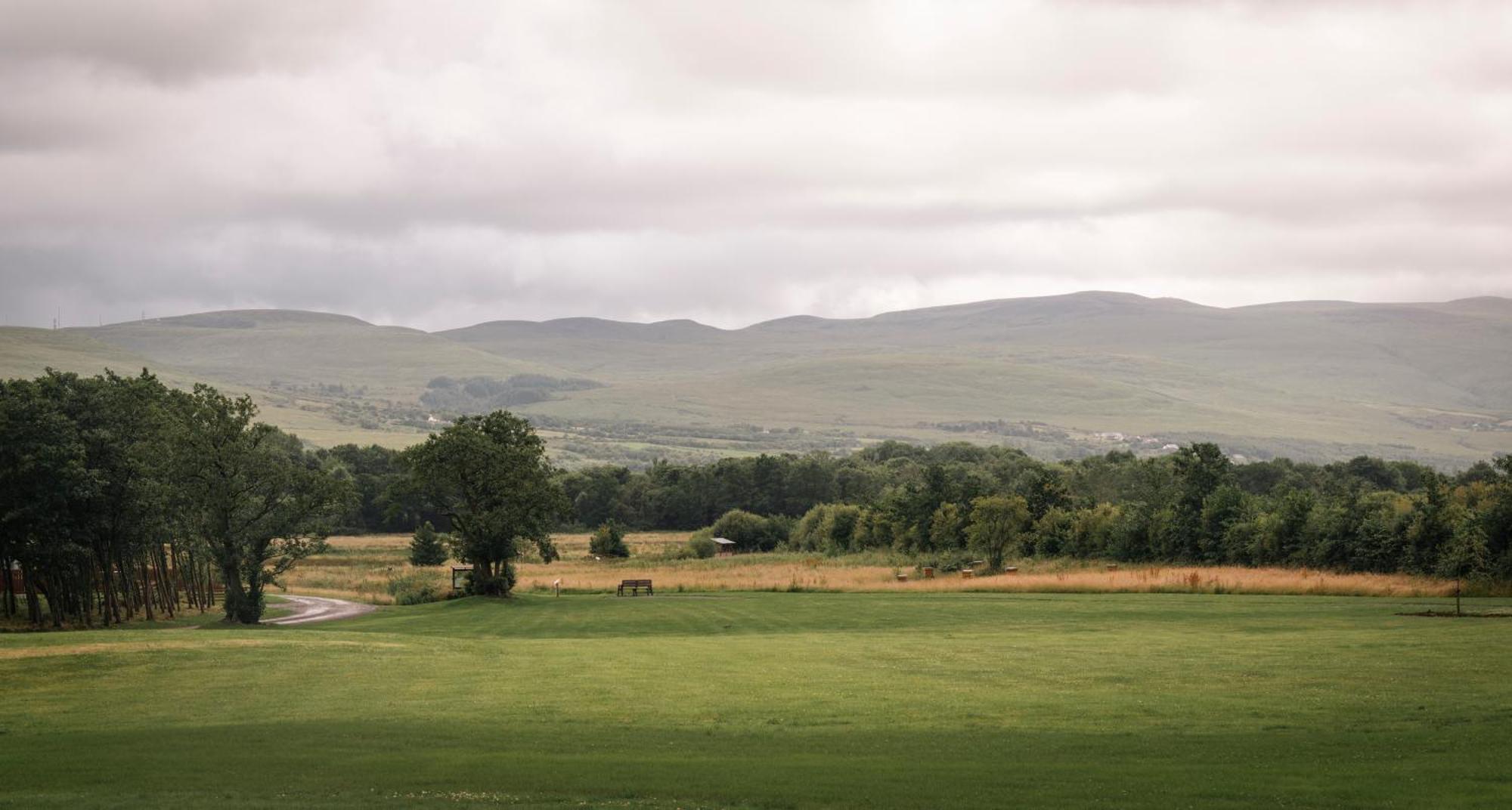 Ballygarry Estate Hotel & Spa 特拉利 外观 照片