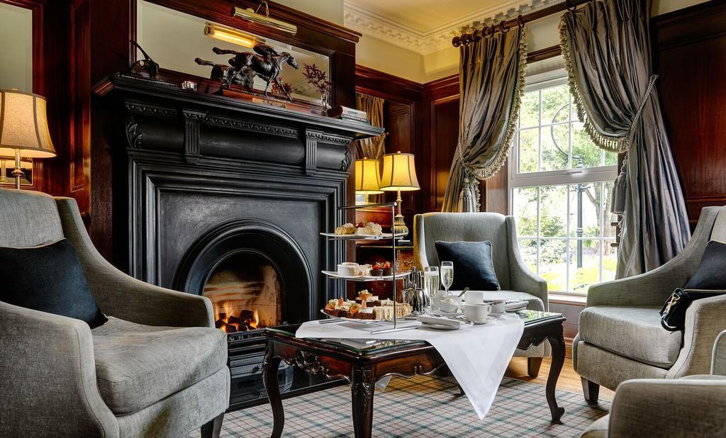 Ballygarry Estate Hotel & Spa 特拉利 外观 照片