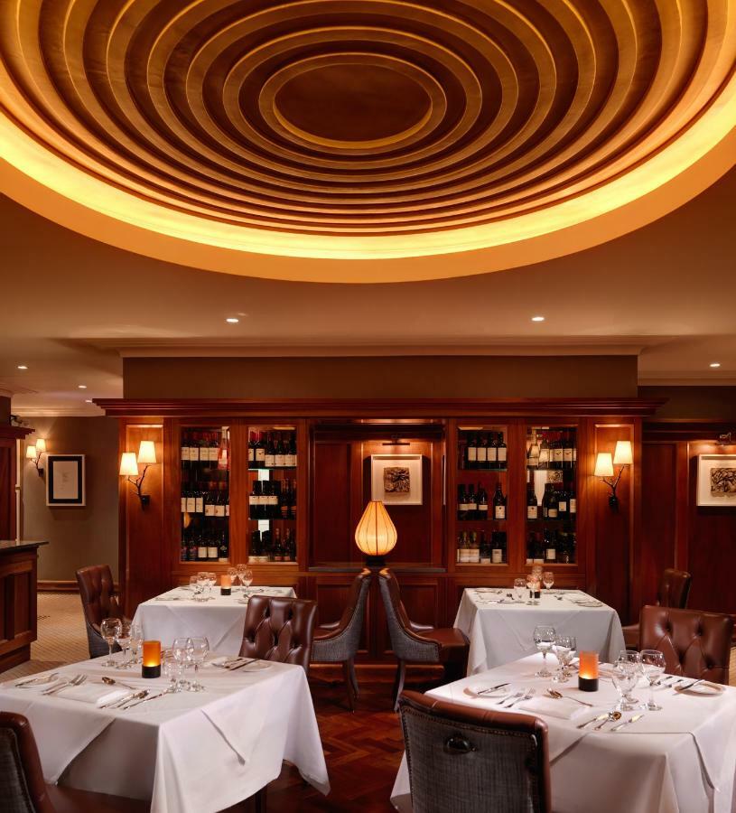 Ballygarry Estate Hotel & Spa 特拉利 外观 照片